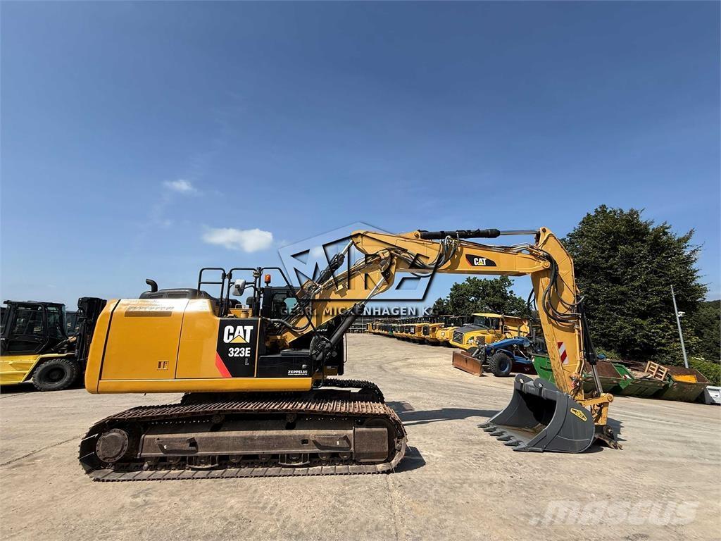 CAT 323 EL Bandgrävare