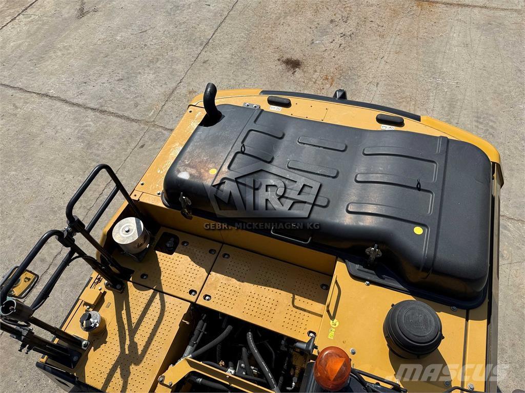 CAT 323 EL Bandgrävare