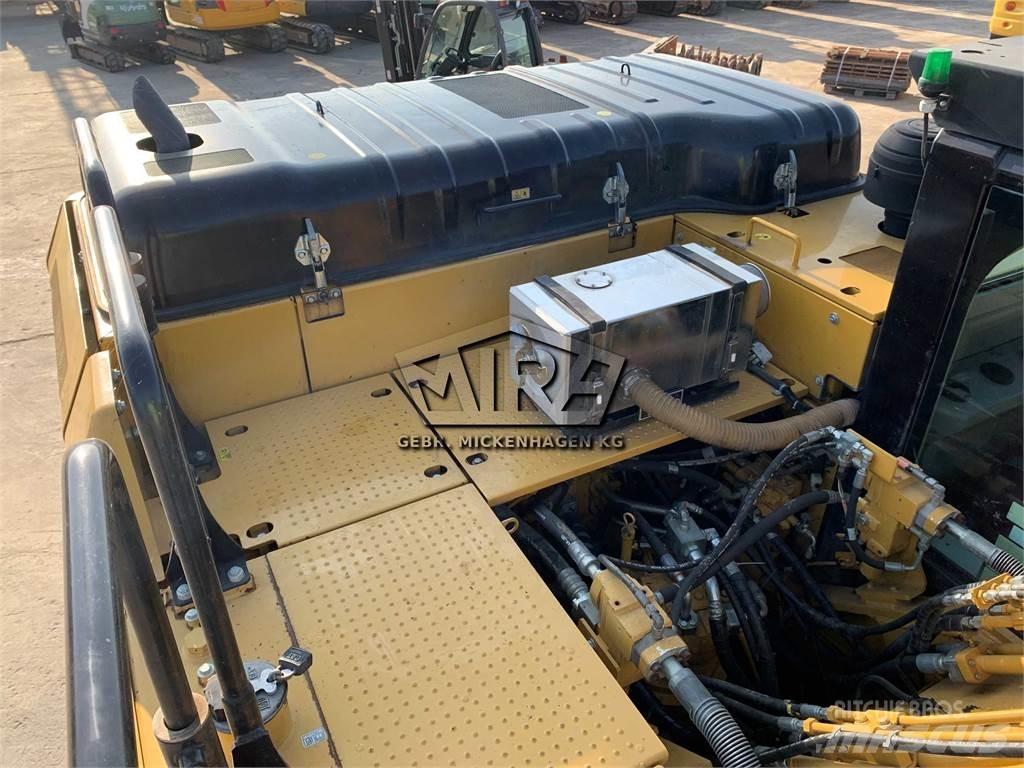 CAT 326F LN Bandgrävare