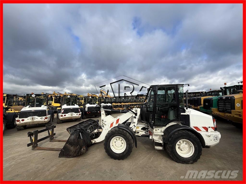 CAT 908M Hjullastare