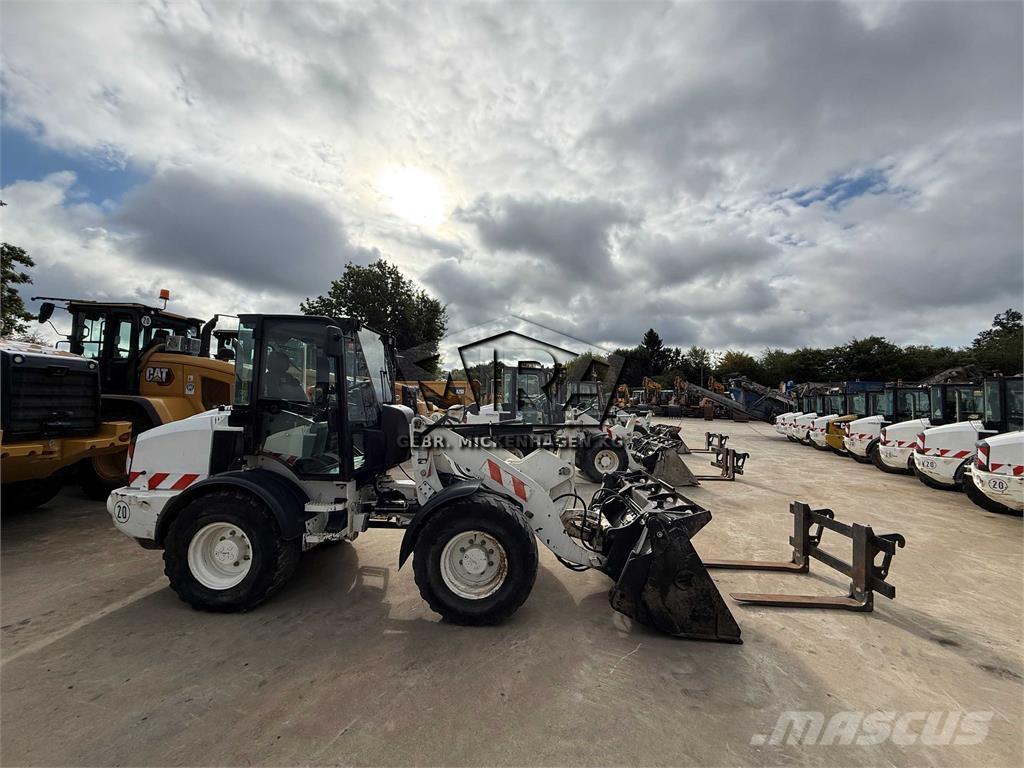 CAT 908M Hjullastare