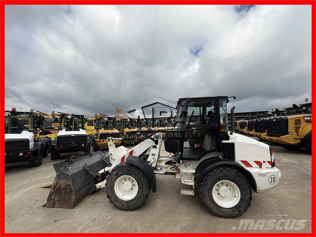 CAT 908M Hjullastare