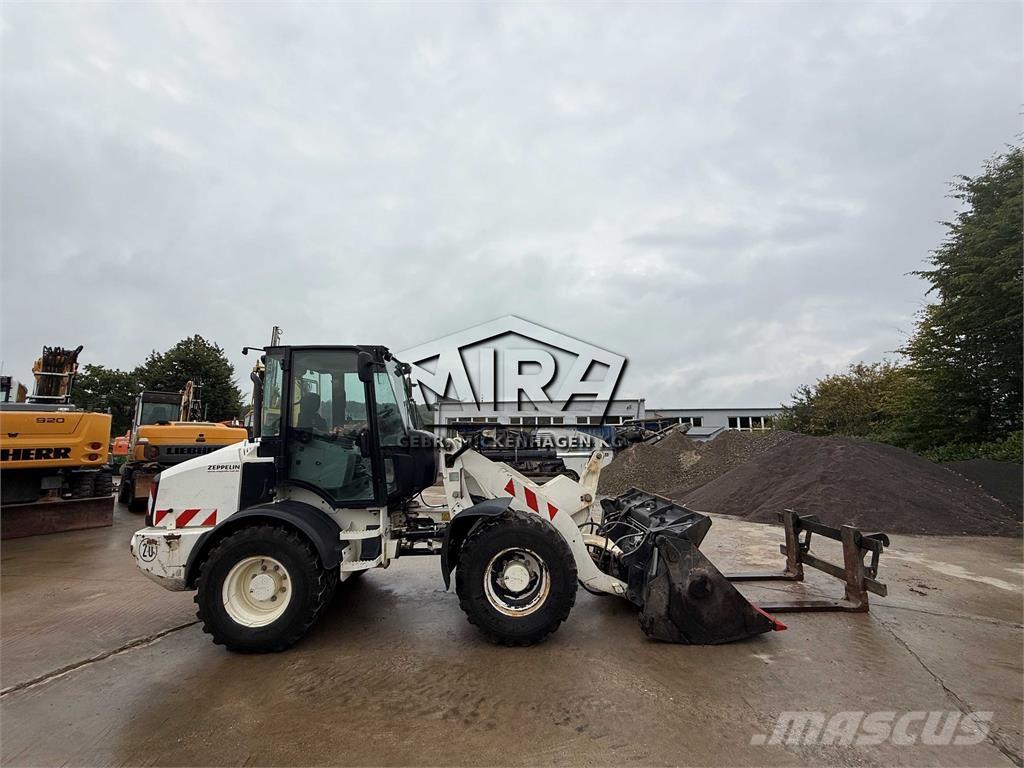 CAT 908M Hjullastare