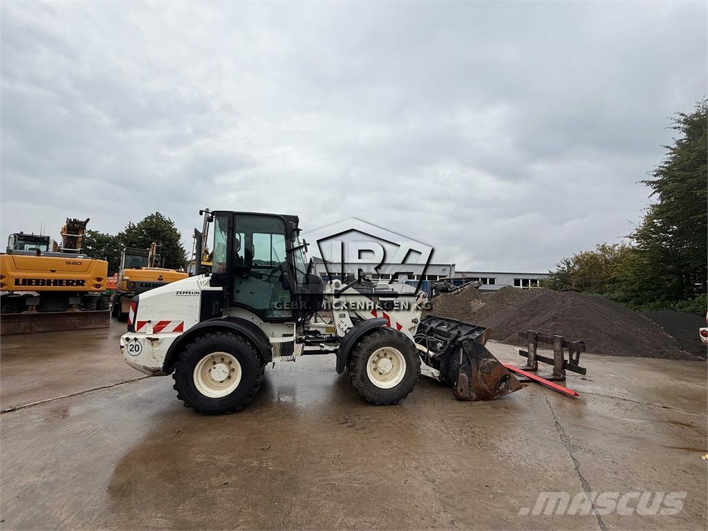 CAT 908M Hjullastare