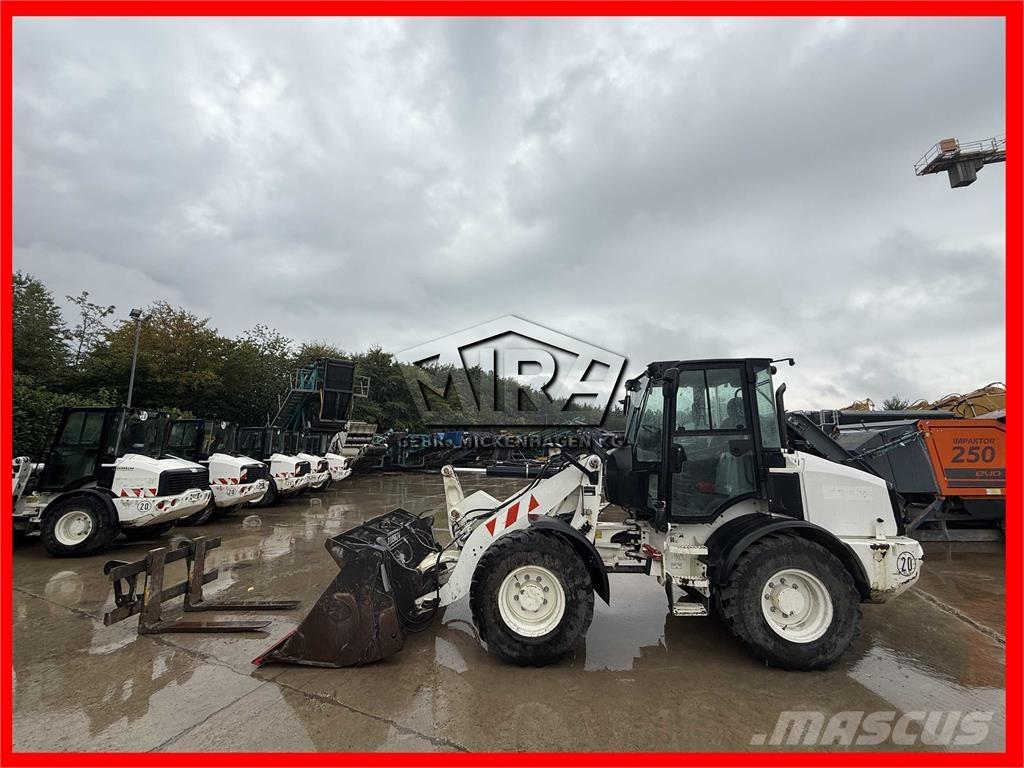 CAT 908M Hjullastare