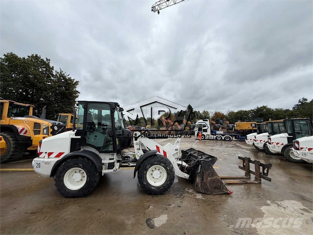 CAT 908M Hjullastare