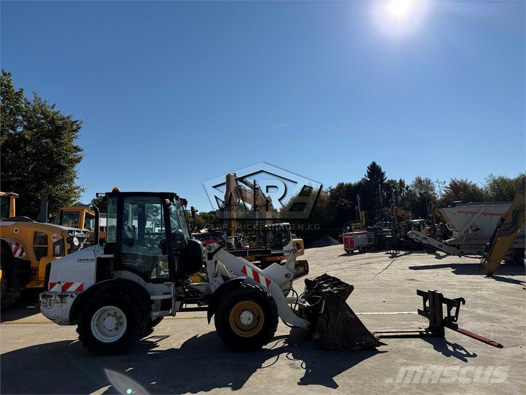 CAT 908M Hjullastare