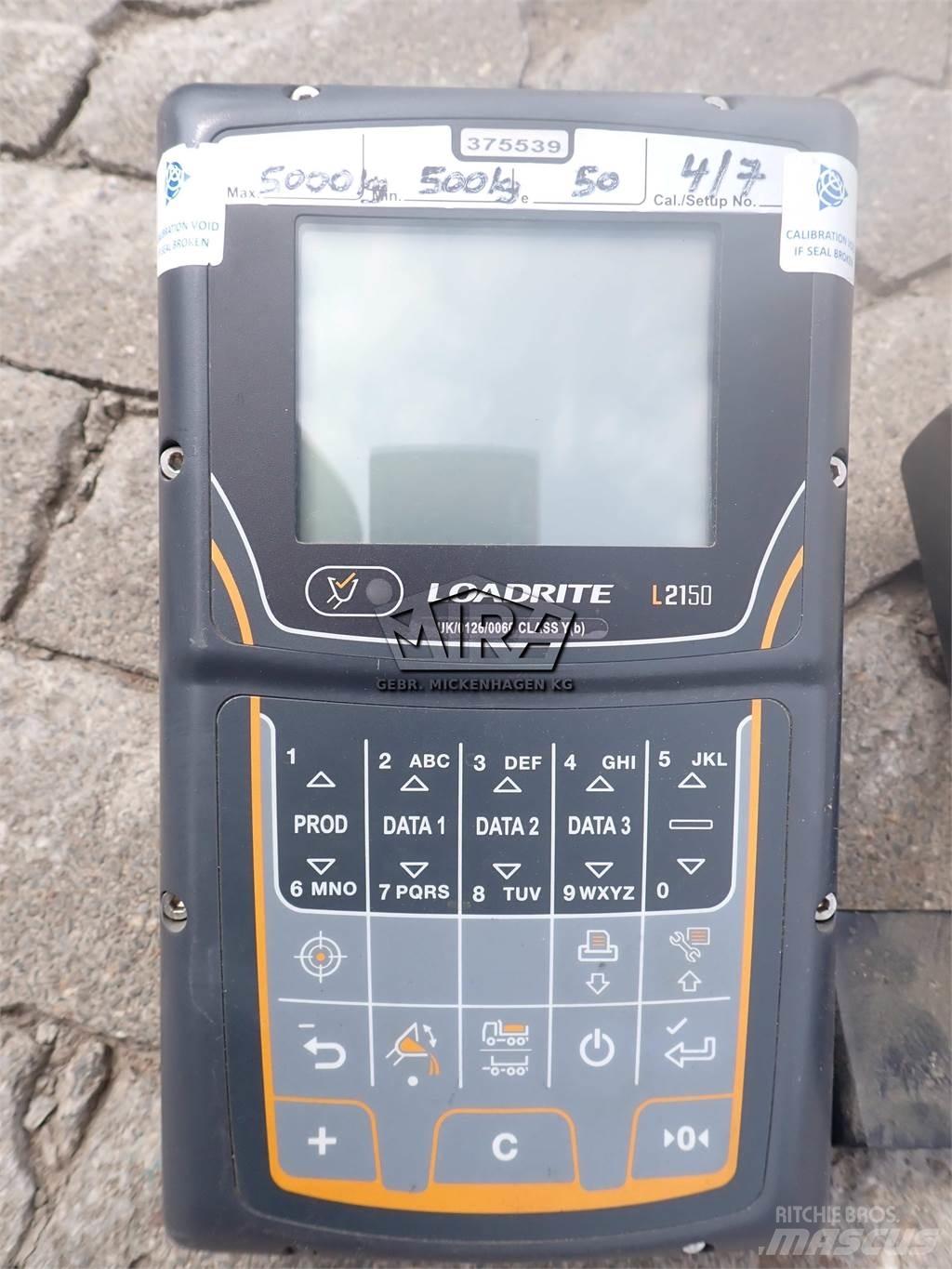 CAT 926 M/ Waage Hytter och interiör