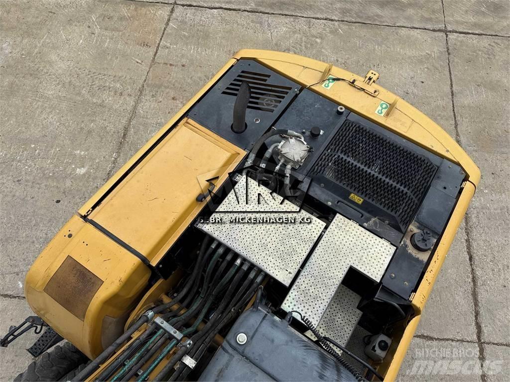 CAT M 318 D Hjulgrävare
