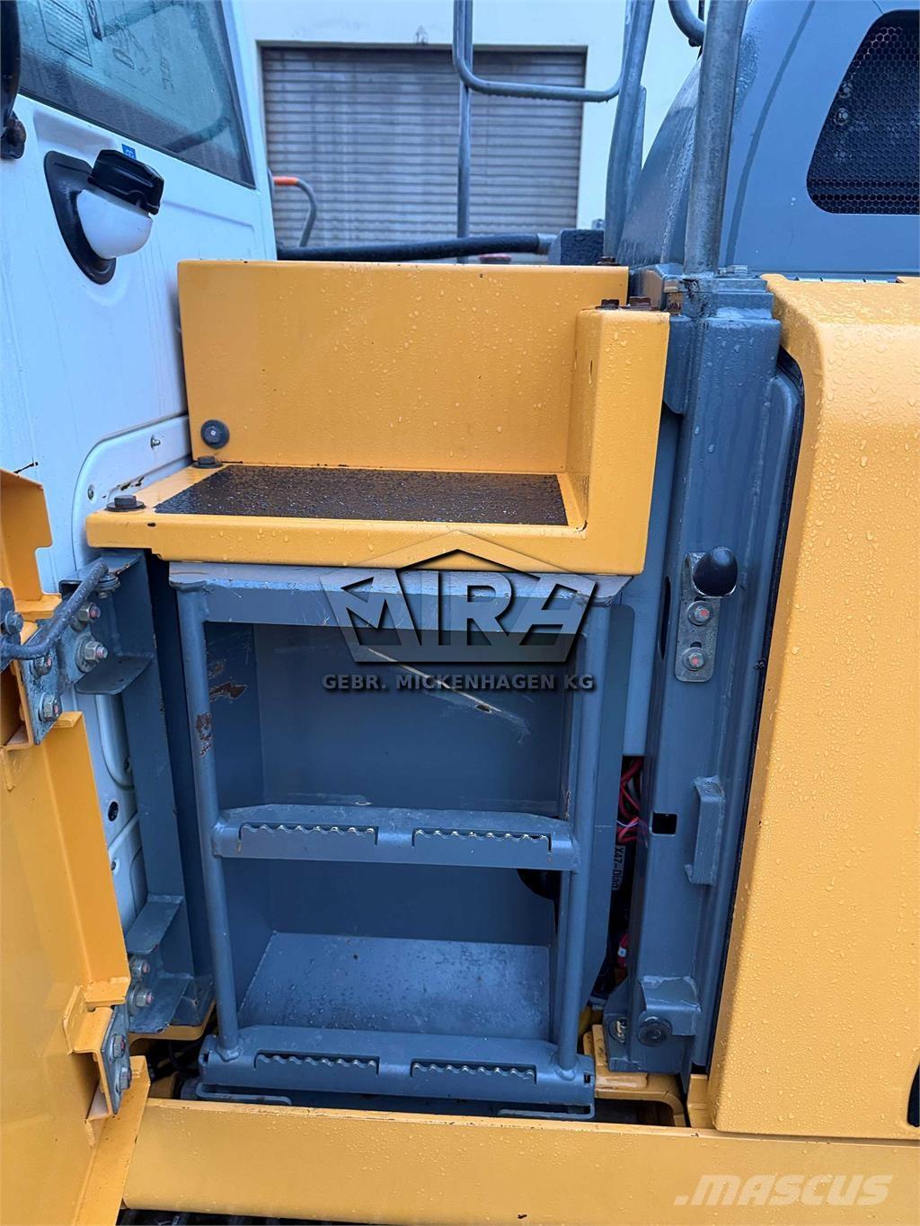 Liebherr R 922 LC Bandgrävare