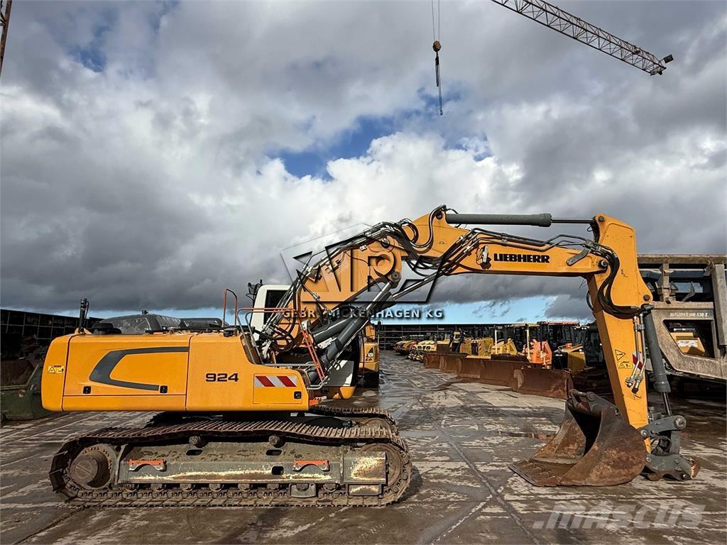 Liebherr R 924 LC Bandgrävare