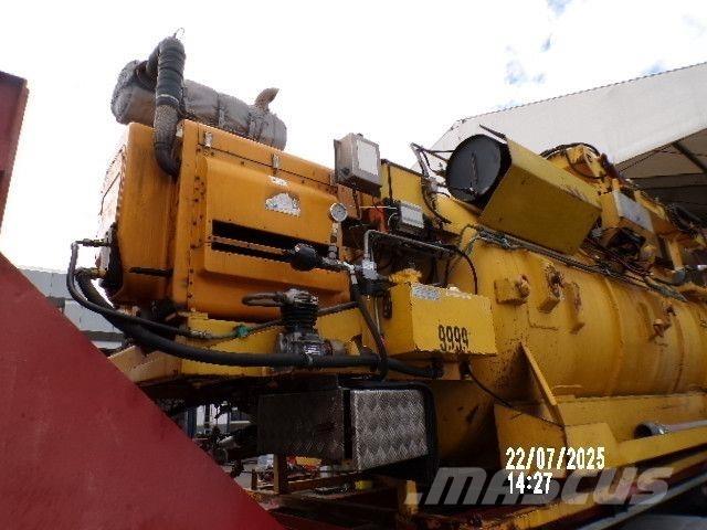  Assmann 8,0/236 PW Slamsugningsbil