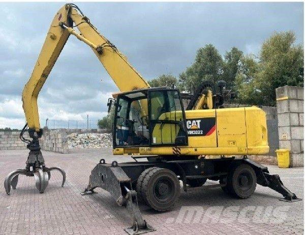 CAT 3022 Hjulgrävare