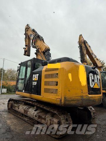 CAT 323 F Bandgrävare