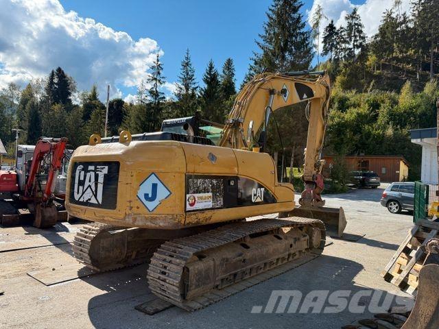 CAT 323D Bandgrävare