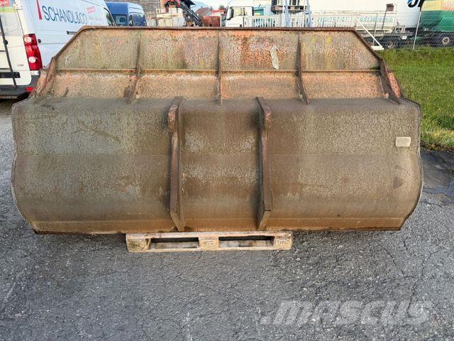  DIV. SCHAUFEL Hjullastare