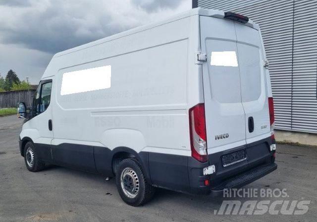 Iveco 35-170 Lätta skåpbilar