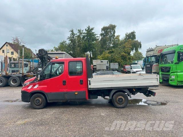 Iveco DAILY 35S18 Flakbilar/Pickuper