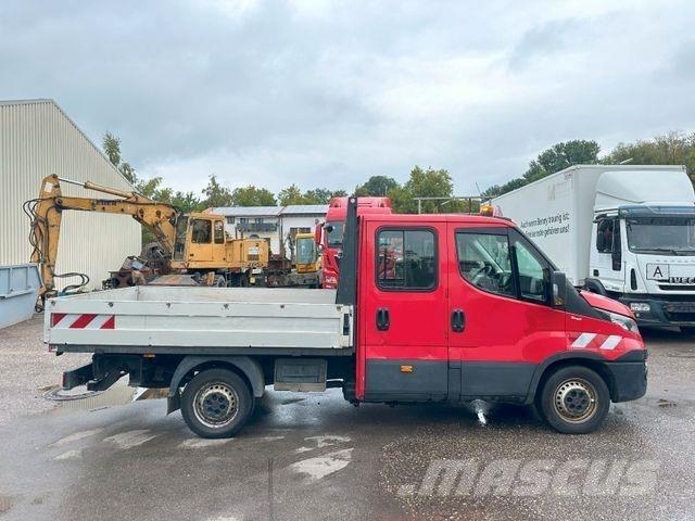 Iveco DAILY 35S18 Flakbilar/Pickuper