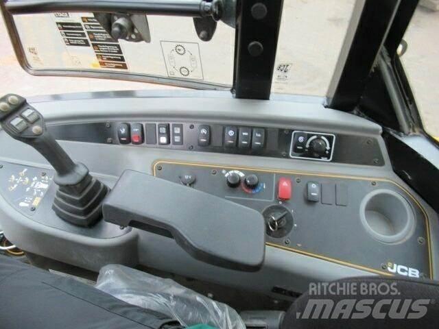JCB TM220 Agri Frontlastare och grävare