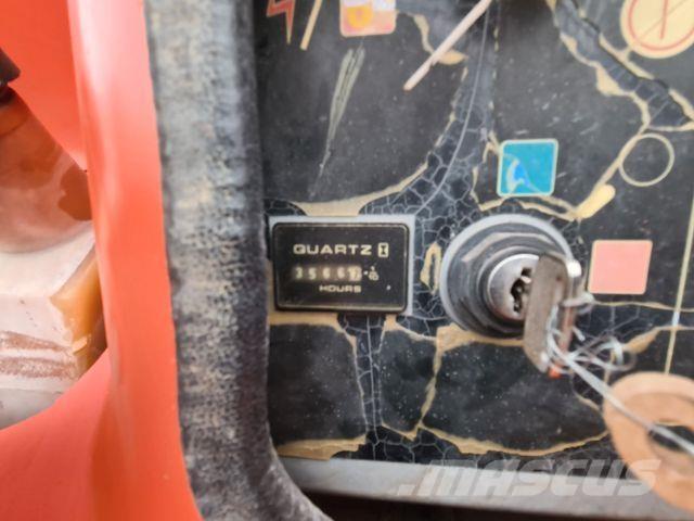 JLG 450 AJ - Bomliftar