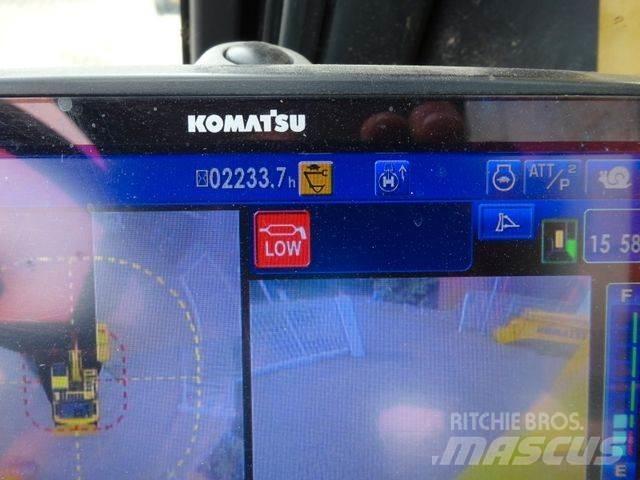 Komatsu PW180-11 Hjulgrävare