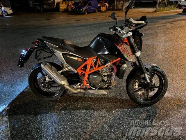 KTM 690 DUKE Övriga bilar