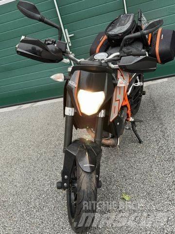 KTM 690 DUKE Övriga bilar