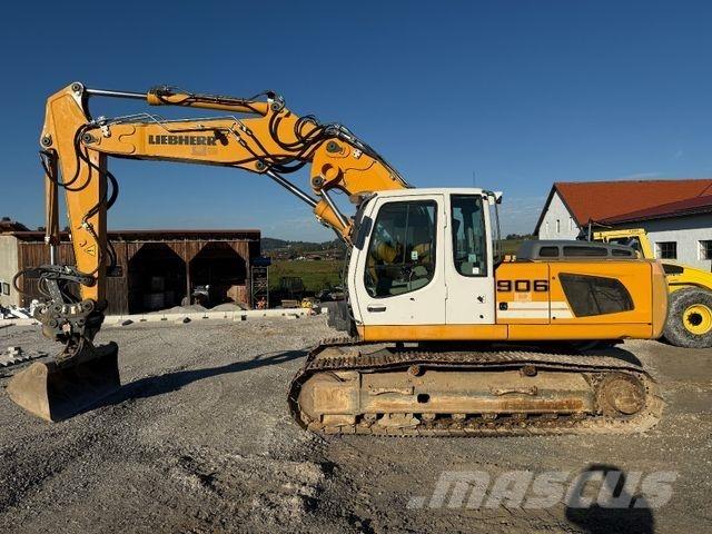Liebherr R 906 LC Bandgrävare