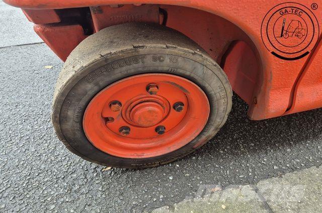 Linde E18P-02 Elmotviktstruckar