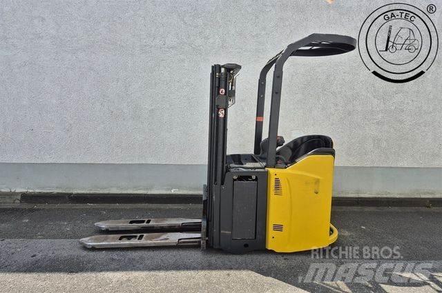 Linde L14SP Plocktruck, höglyftande