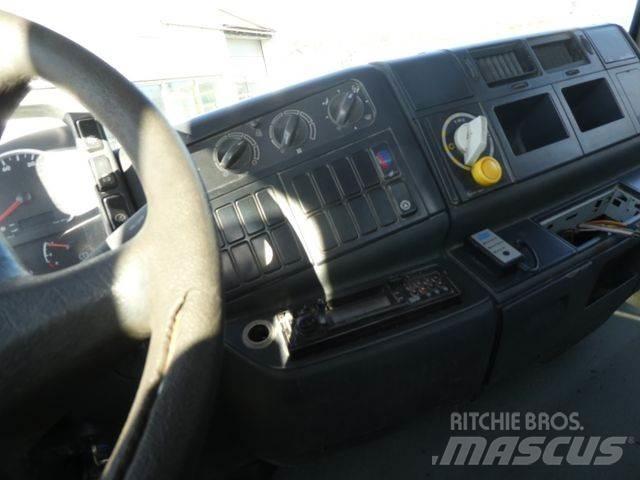 MAN TGA 32.360 Cementbil