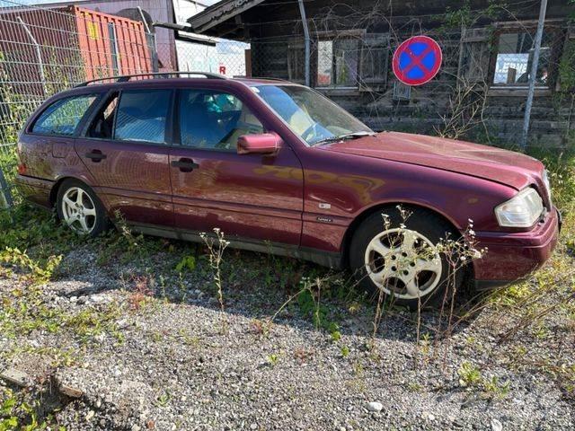 Mercedes-Benz 200 Personbilar