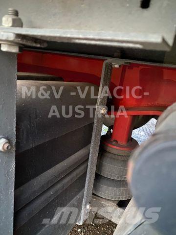 Schwarzmüller Mega Kapelltrailer