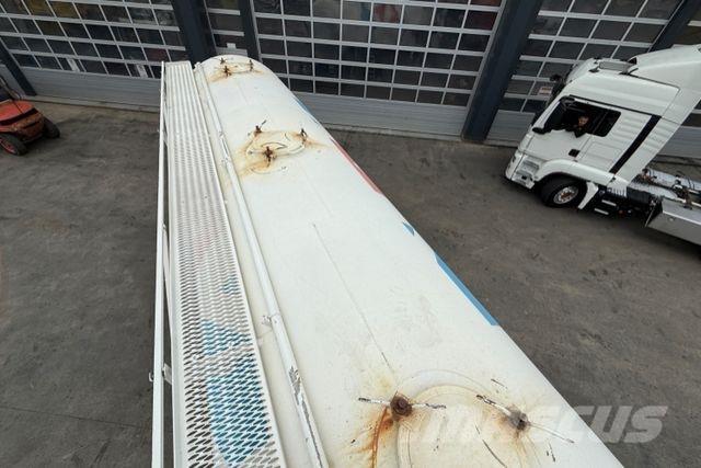 Spitzer 34m3 Tanktrailer