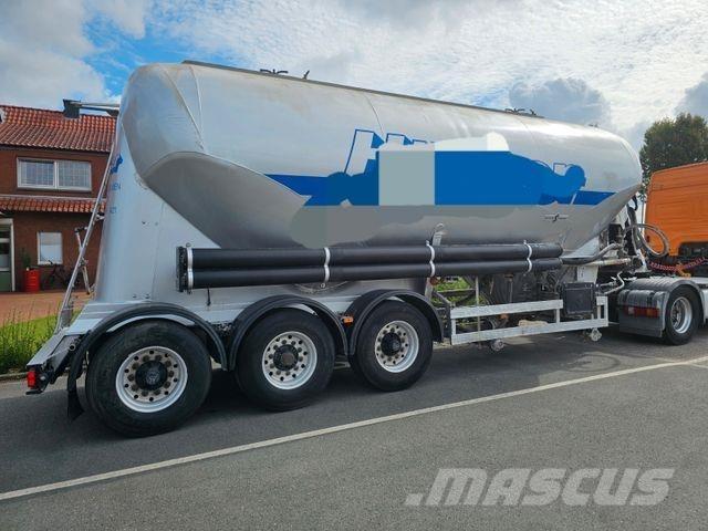 Spitzer Zement 37m³ Tanktrailer