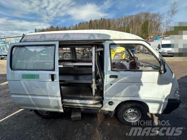 Suzuki SU Lätta skåpbilar