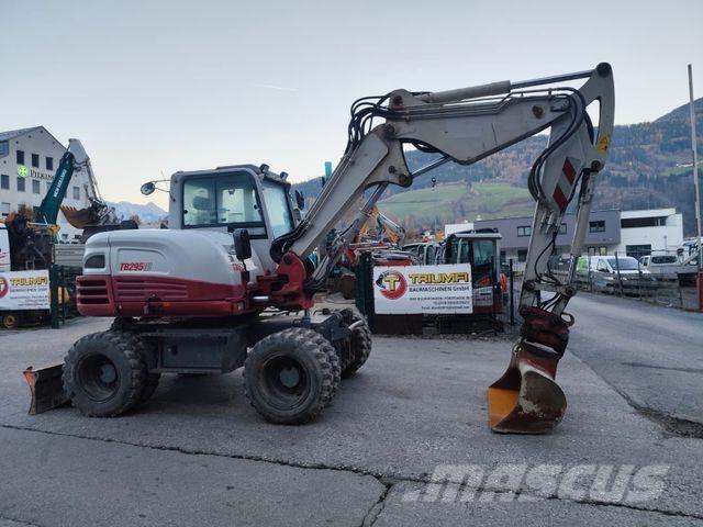 Takeuchi TB295W Hjulgrävare