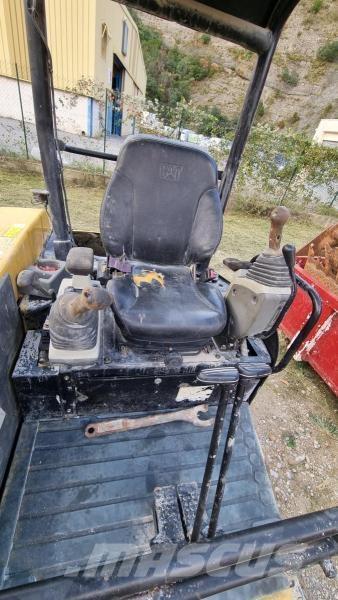 CAT 305ECR Minigrävare < 7t