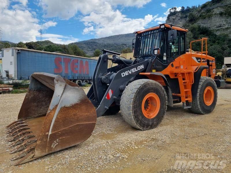 Doosan DL300 Hjullastare