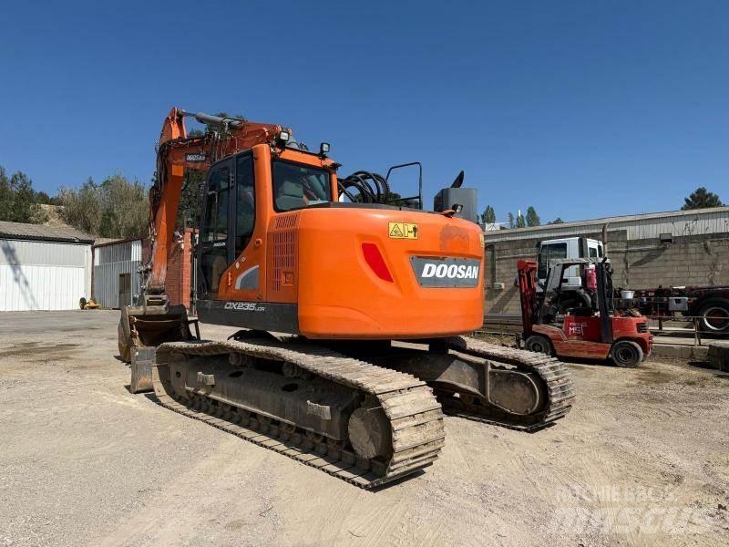 Doosan DX235LCR Bandgrävare