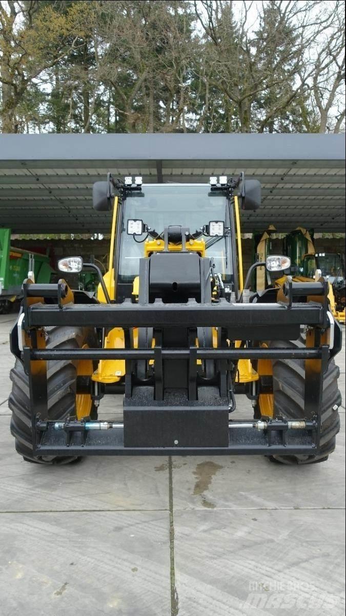 JCB TM 320 S Teleskoplastare