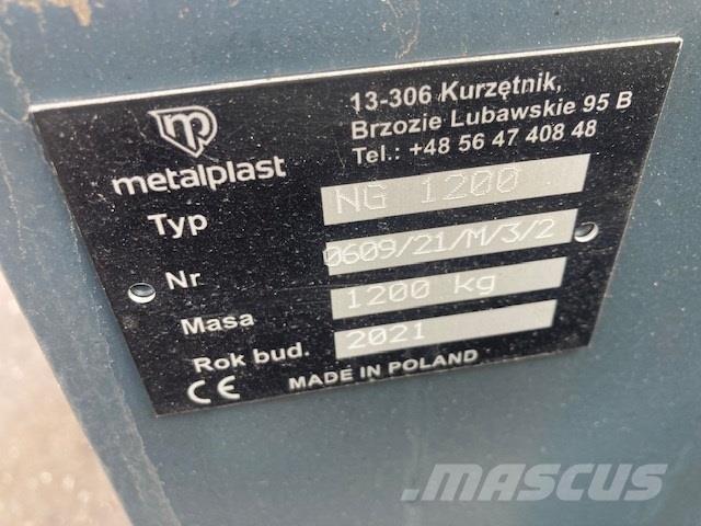  - - - 1500 KG Frontvikter