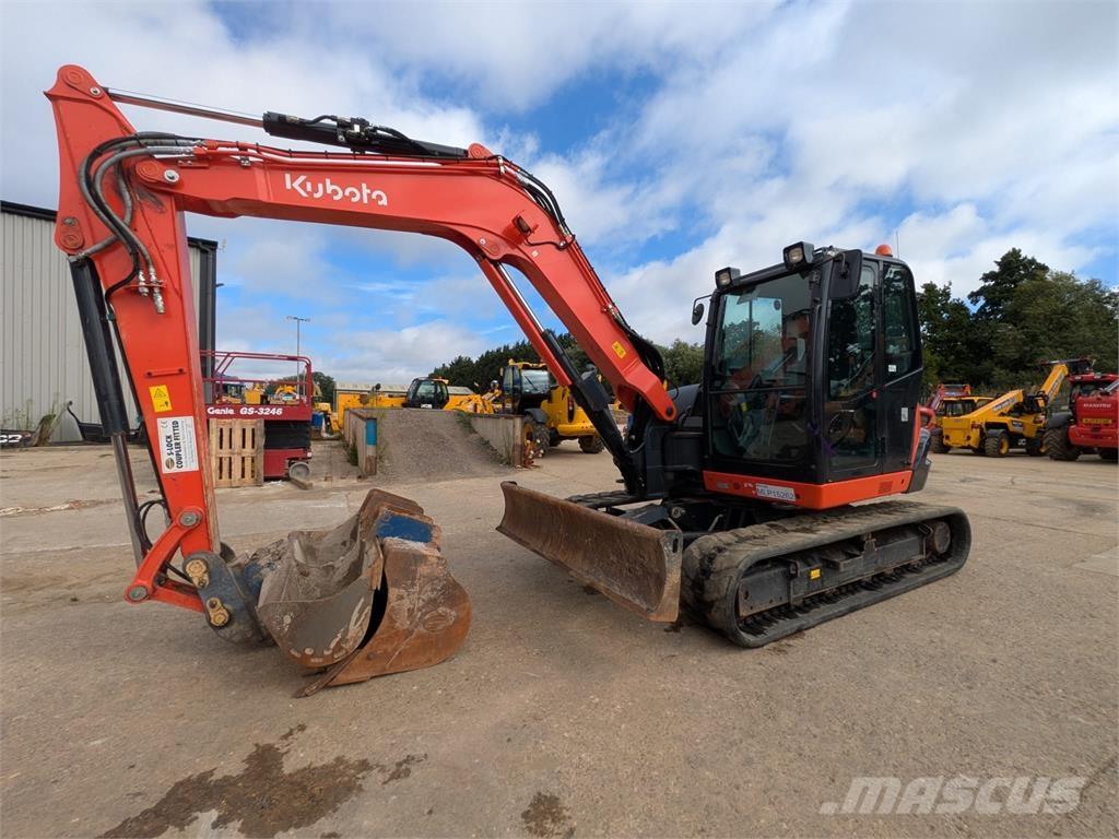 Kubota  Minigrävare < 7t
