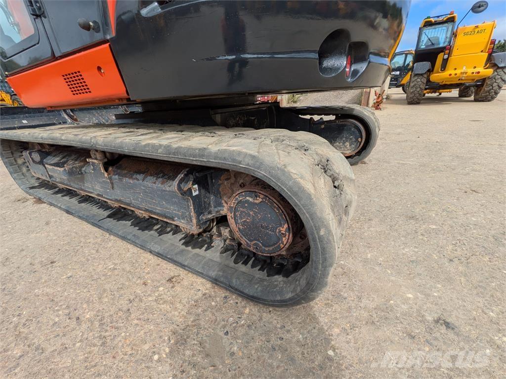 Kubota  Minigrävare < 7t