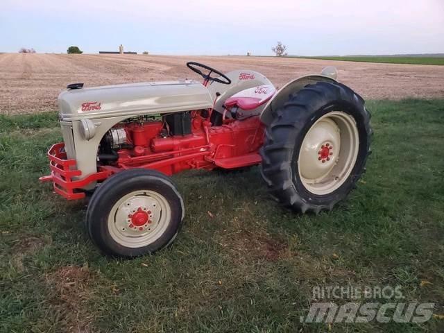Ford 8 N Tractor Entreprenad - Övrigt