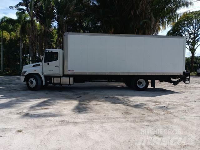 Hino 268 Box Truck Lätta skåpbilar
