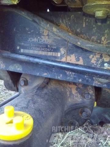 John Deere 3038E Entreprenad - Övrigt