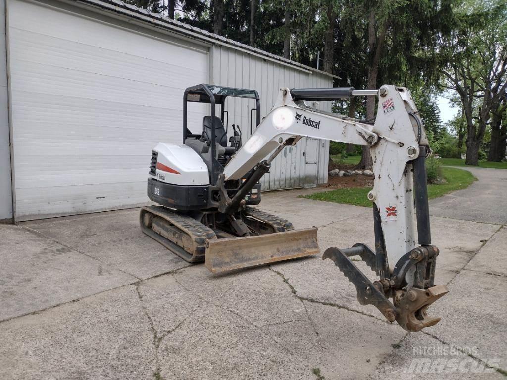 Bobcat E42 Minigrävare < 7t