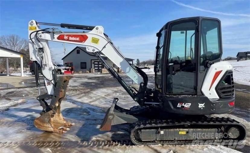 Bobcat E42 Minigrävare < 7t